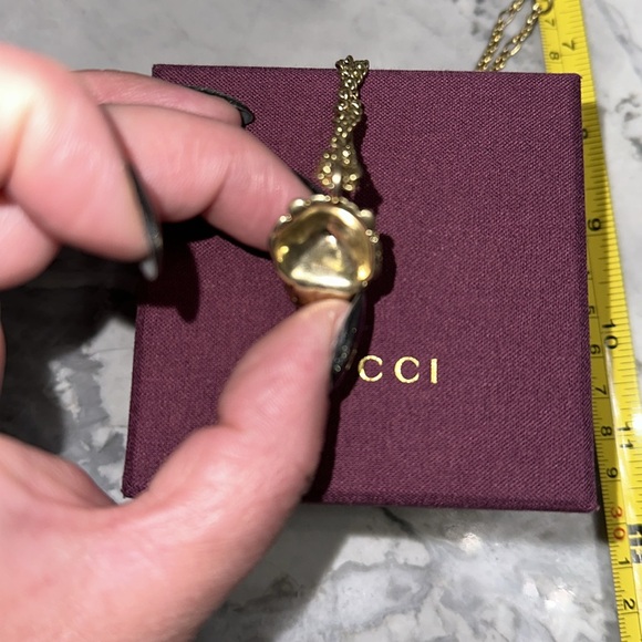 NWT Gucci lion head necklace with red crystal - Picture 8 of 9